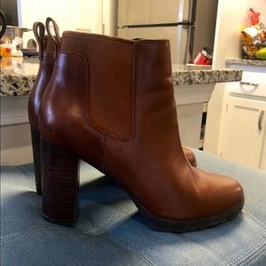 Clarks Elipsa Dee Chelsea Boot